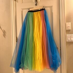 🛍❤️NWT Rainbow tulle maxi skirt-Happiness Incarnate✨